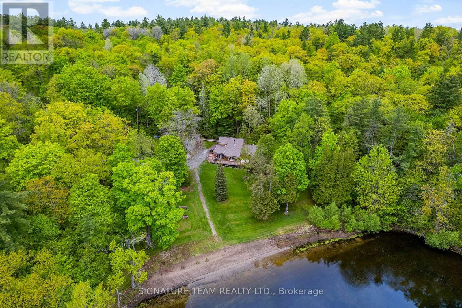 585b Two Mile Trail, Whitewater Region, Ontario K8A 6W3 - Photo 2 - X12771354