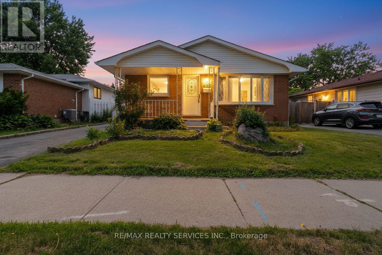 1259 Ernest Avenue, London South, Ontario  N6E 2B2 - Photo 2 - X13711066