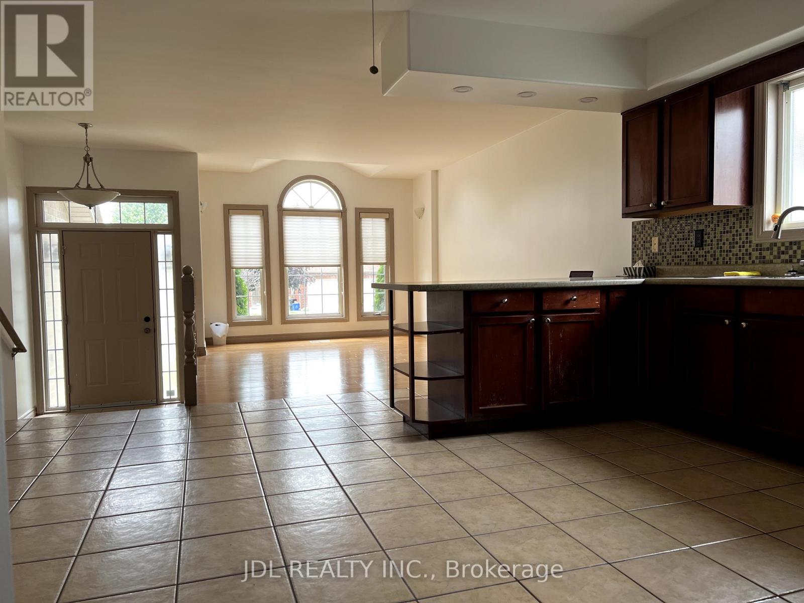 2134 Rockport Street, Windsor, Ontario  N9G 3A5 - Photo 4 - X13711080