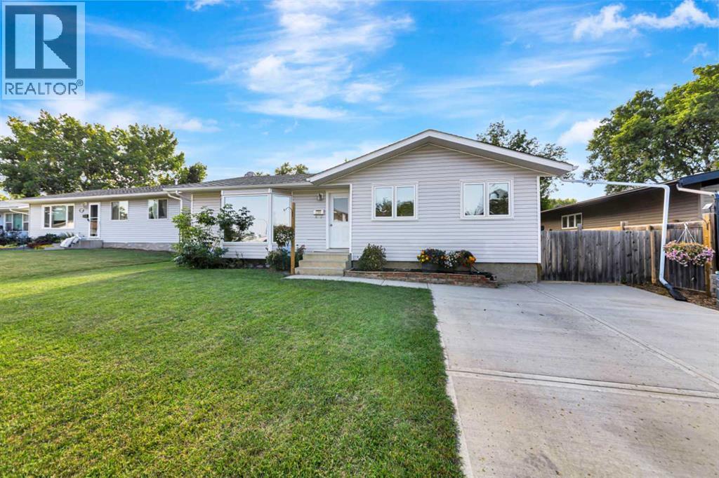3208 54 Avenue, lloydminster, Alberta