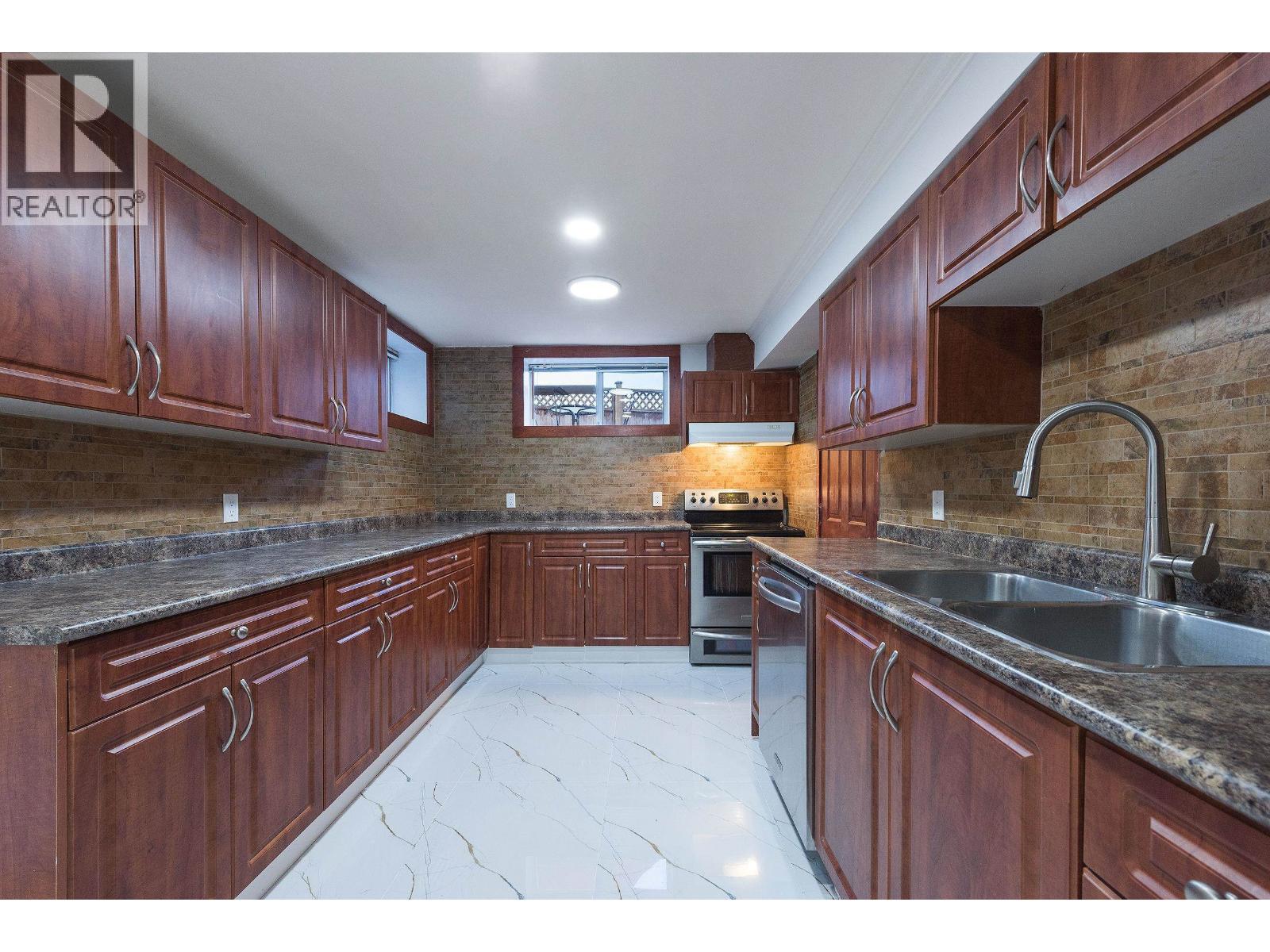 1545 Salal Crescent, Coquitlam, British Columbia V3E 2V6 - Photo 23 - R3158563