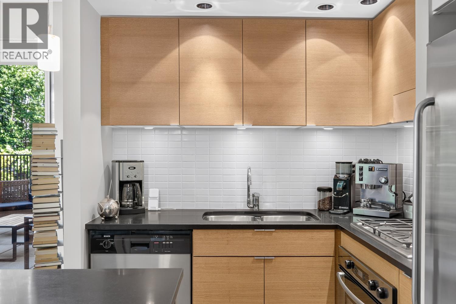 406 1055 Homer Street, Vancouver, British Columbia  V6B 1G3 - Photo 4 - R3143736