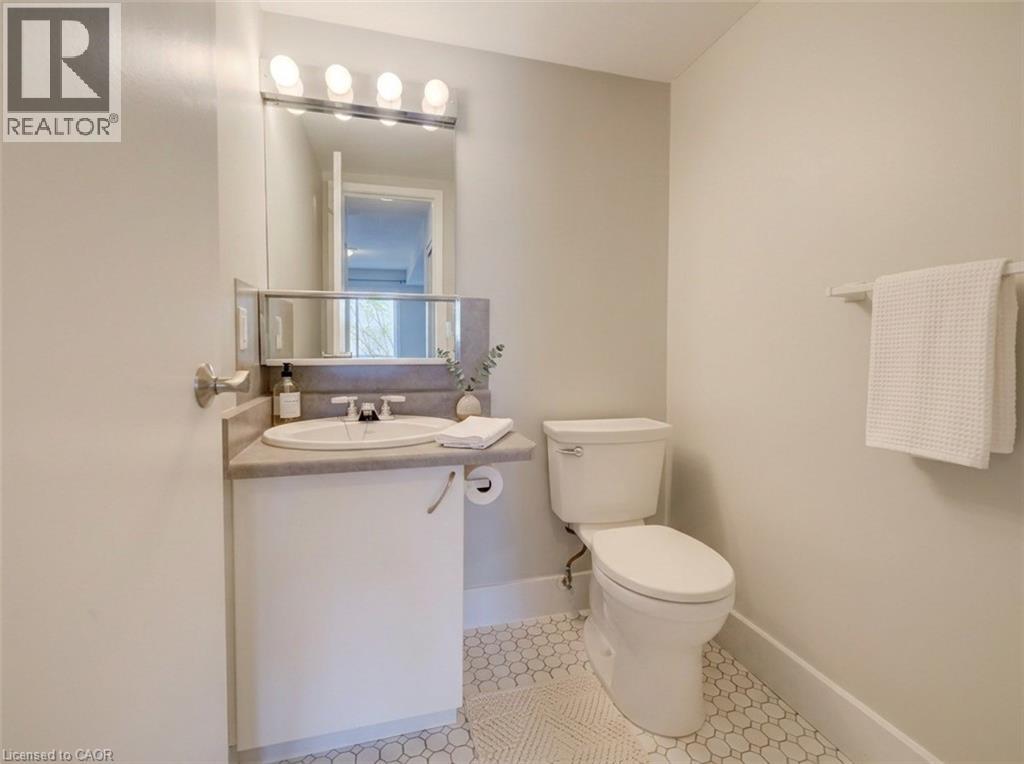 15 Hofstetter Avenue Unit# 221, Kitchener, Ontario  N2A 3Z7 - Photo 17 - 40831256