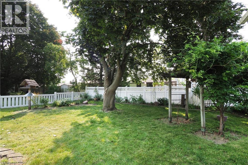 15 Gilmour Crescent, Kitchener, Ontario  N2M 4N5 - Photo 32 - 40851235