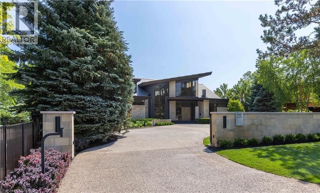 1540 Watersedge Road, Mississauga, Ontario  L5J 1A4 - Photo 2 - 40857945
