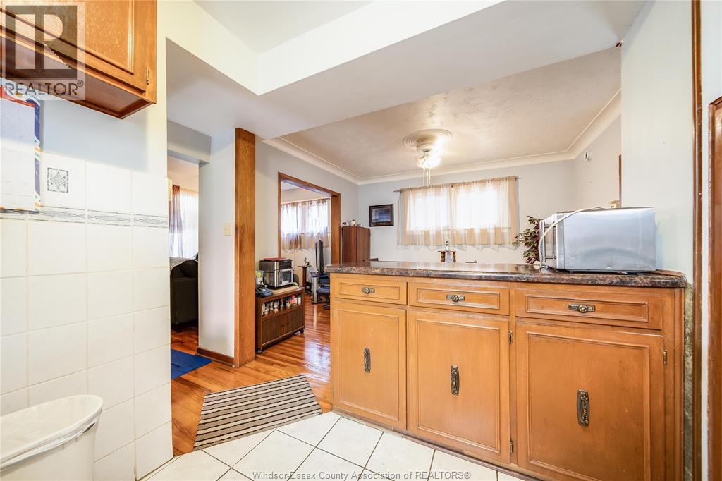 1249 Marentette Avenue, Windsor, Ontario  N8X 4C7 - Photo 9 - 26020778