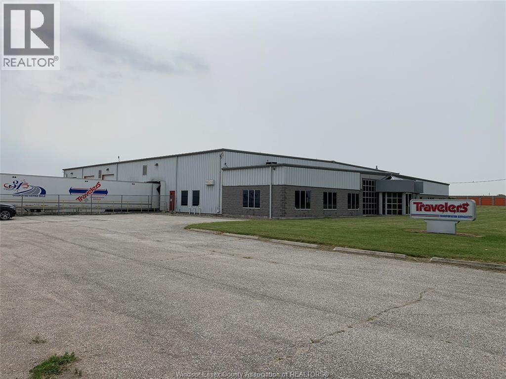 775 Gillard Street, Wallaceburg, Ontario  N8A 5G7 - Photo 2 - 26020775
