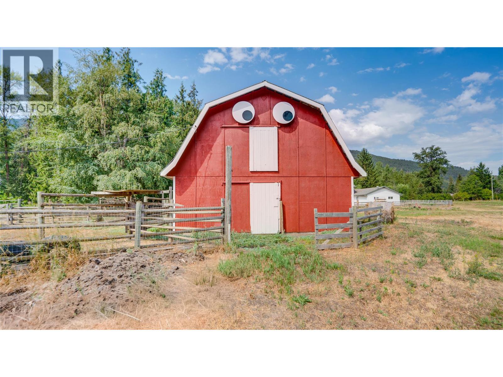 3545 Shaw Road, Falkland, British Columbia  V0E 1W1 - Photo 49 - 10397881