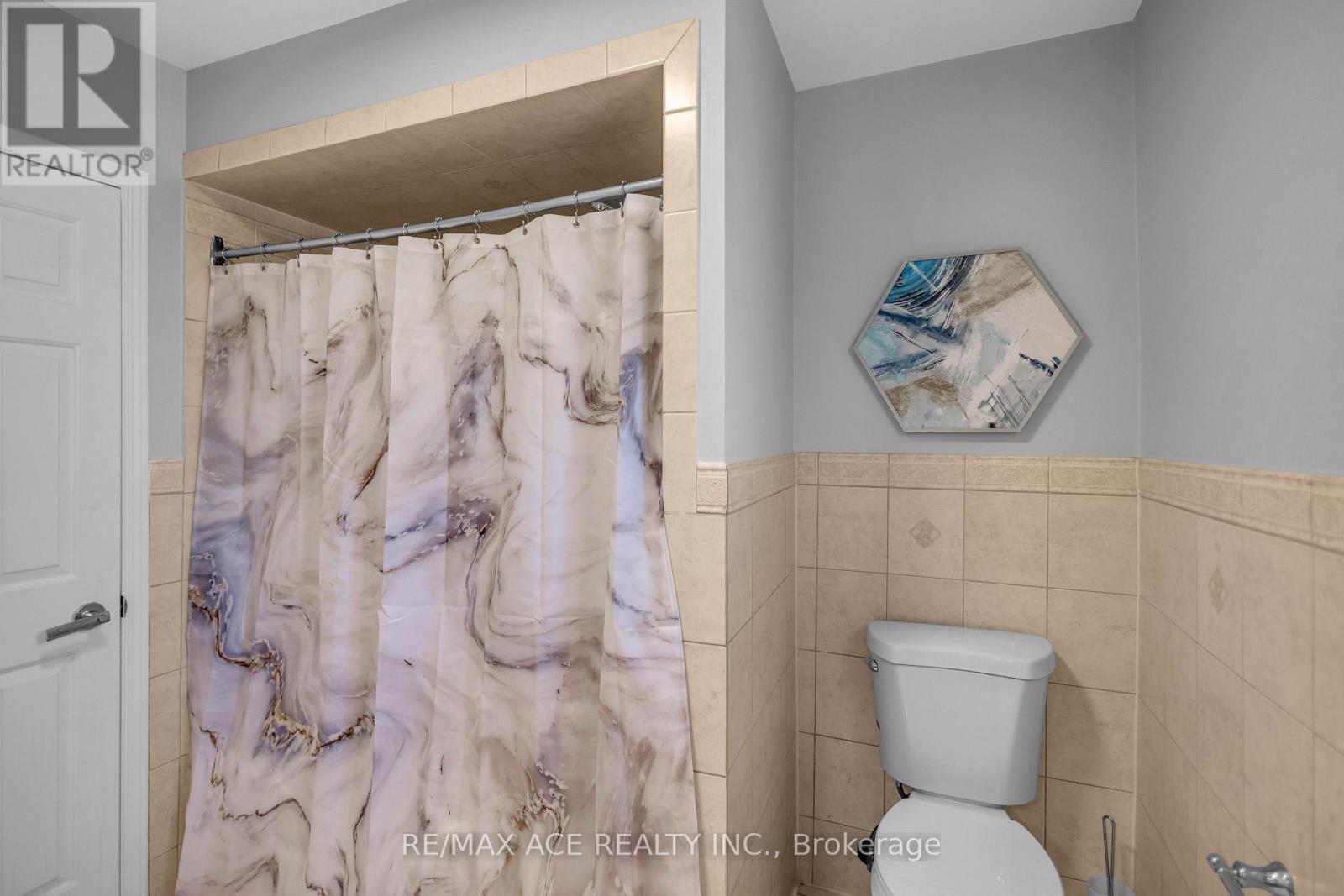 31 Vega Crescent, Hamilton, Ontario  L8E 4S6 - Photo 32 - X13705708
