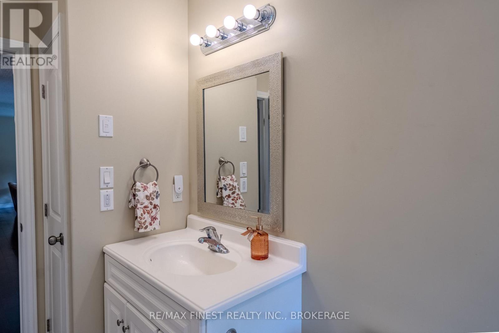 695 Westport Road, Frontenac, Ontario  K0H 1T0 - Photo 20 - X13711188