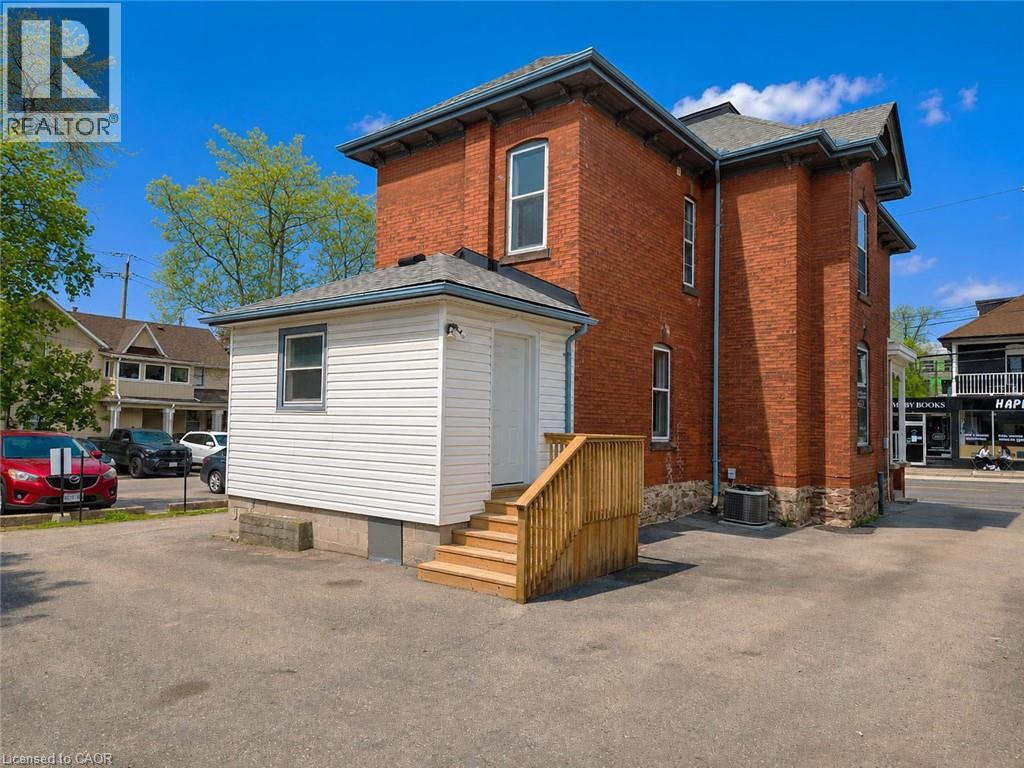 7 Ontario Street, Grimsby, Ontario  L3M 3G8 - Photo 3 - 40831440