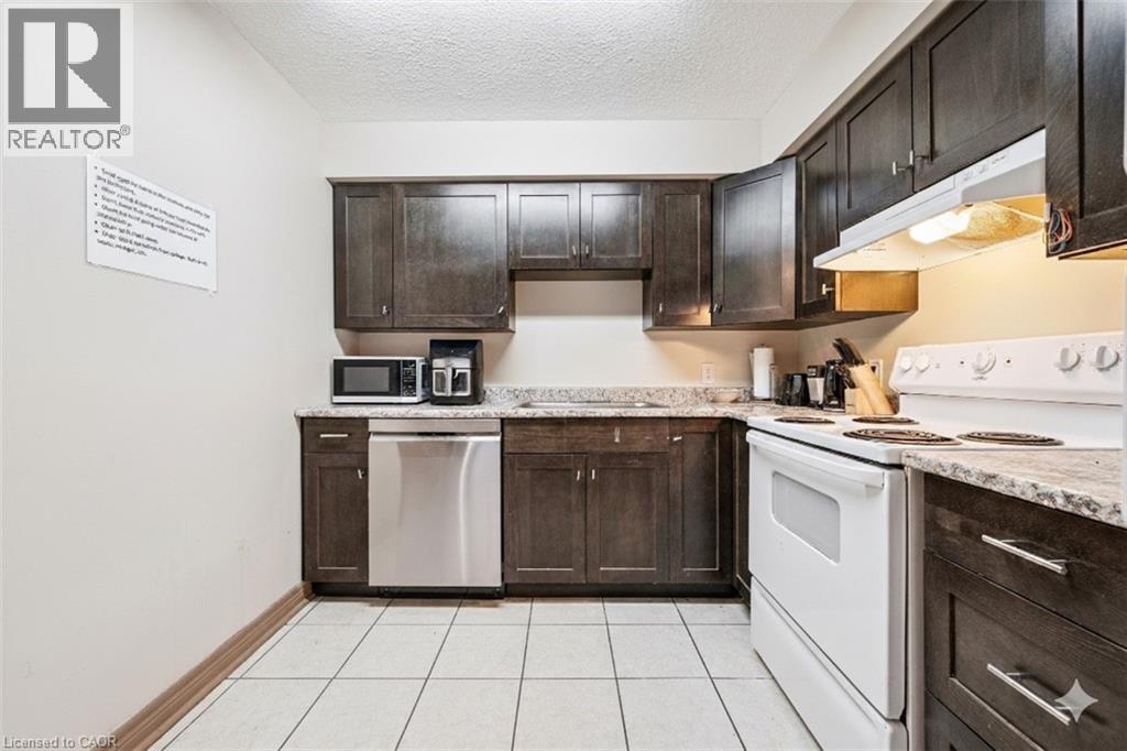271 Lester Street Unit# 102, Waterloo, Ontario  N2L 3W6 - Photo 9 - 40841864