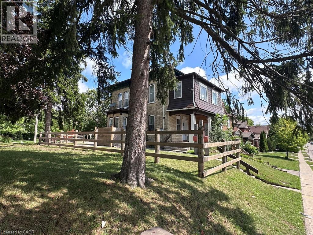 10 Shanley Street, Kitchener, Ontario  N2H 5N8 - Photo 5 - 40849475