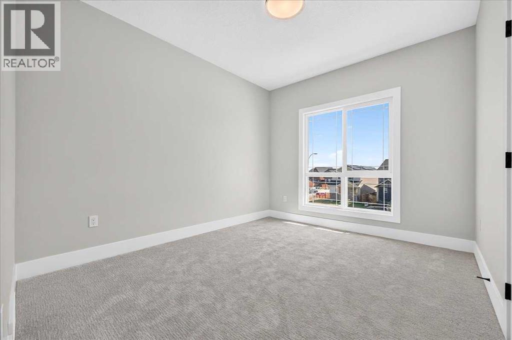 560 Livingston Way Ne, Calgary, Alberta  T3P 1R7 - Photo 30 - A2336809