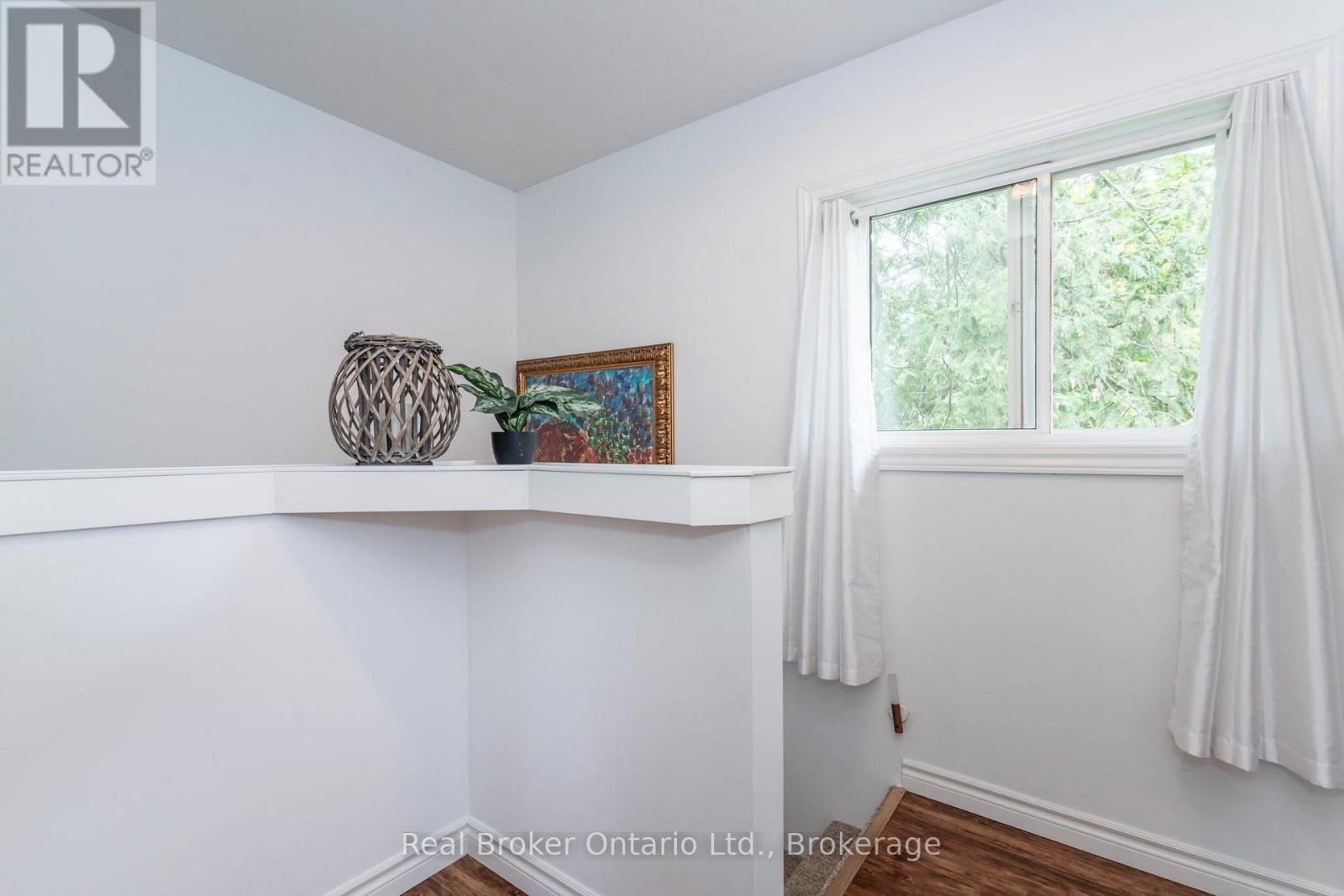 83 King Road, Tay (Waubaushene), Ontario  L0K 1S0 - Photo 19 - S13711186