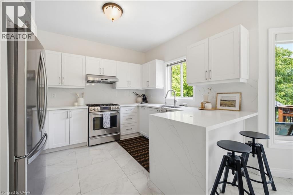 28 Taywood Court, Hamilton, Ontario  L9H 7A2 - Photo 15 - 40858203
