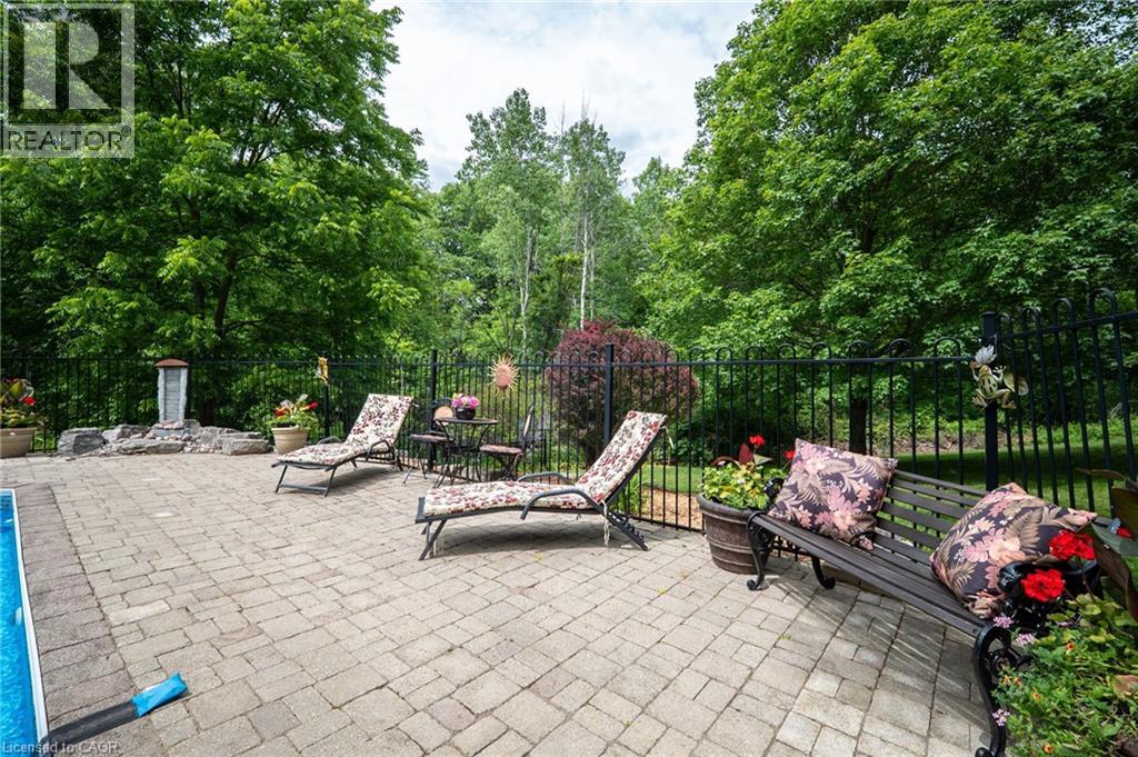28 Taywood Court, Hamilton, Ontario  L9H 7A2 - Photo 44 - 40858203