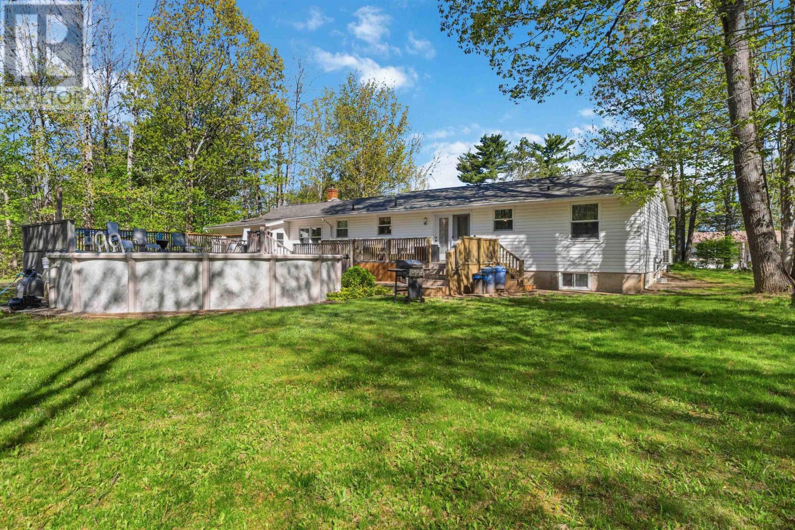 2410 Loretta Avenue, Coldbrook, Nova Scotia B4R 1A7 - Photo 36 - 202611940