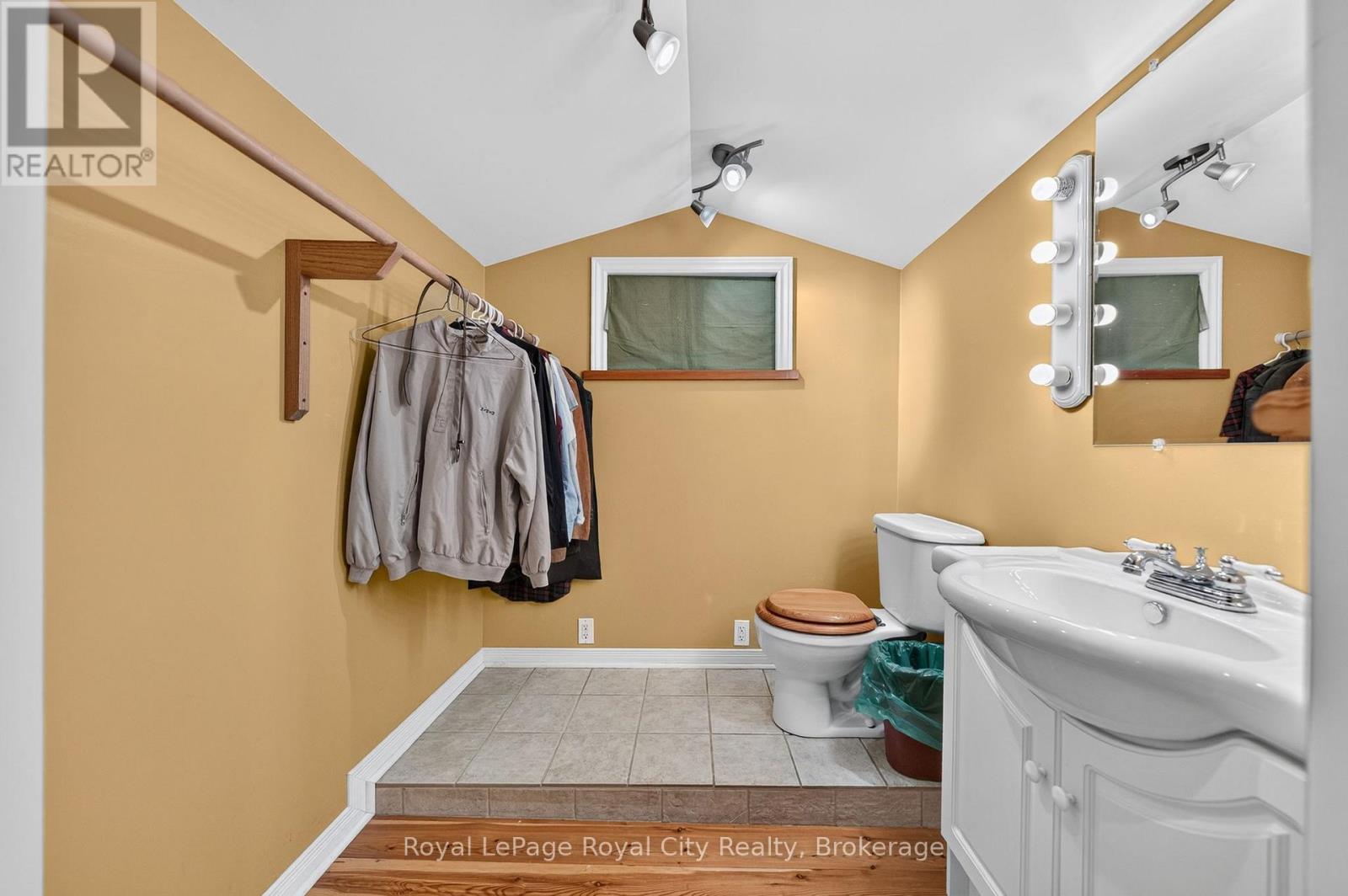 19 Walter Street, Guelph, Ontario  N1E 5N9 - Photo 34 - X13711240