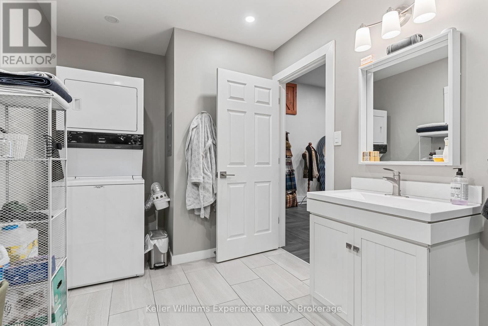 314 8th Street E, Owen Sound, Ontario  N4K 1L4 - Photo 11 - X13711250