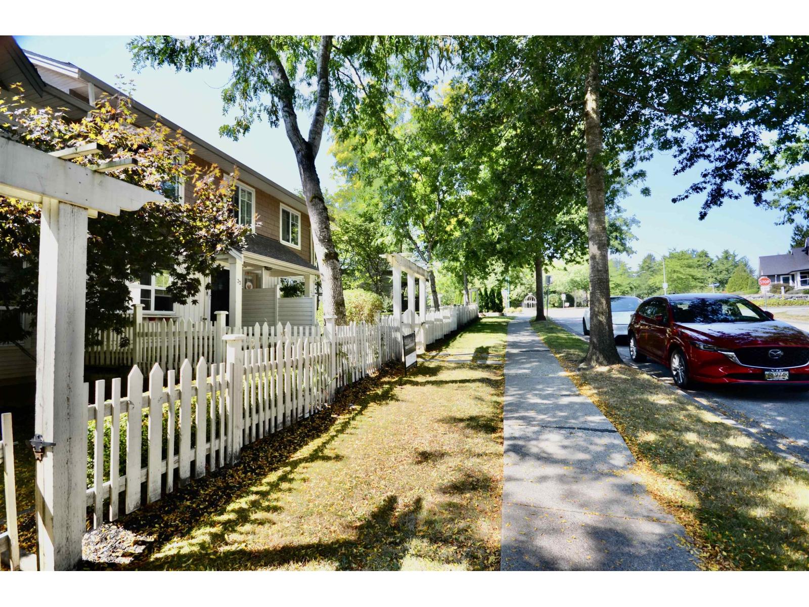 33 4401 Blauson Boulevard, Abbotsford, British Columbia  V3G 0A4 - Photo 4 - R3105334