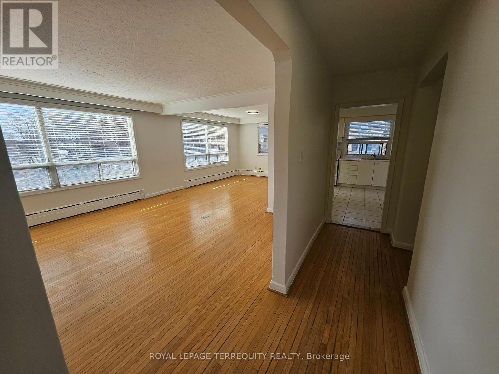 3 - 401 Winnett Avenue, Toronto, Ontario  M6C 3M2 - Photo 10 - C13711258