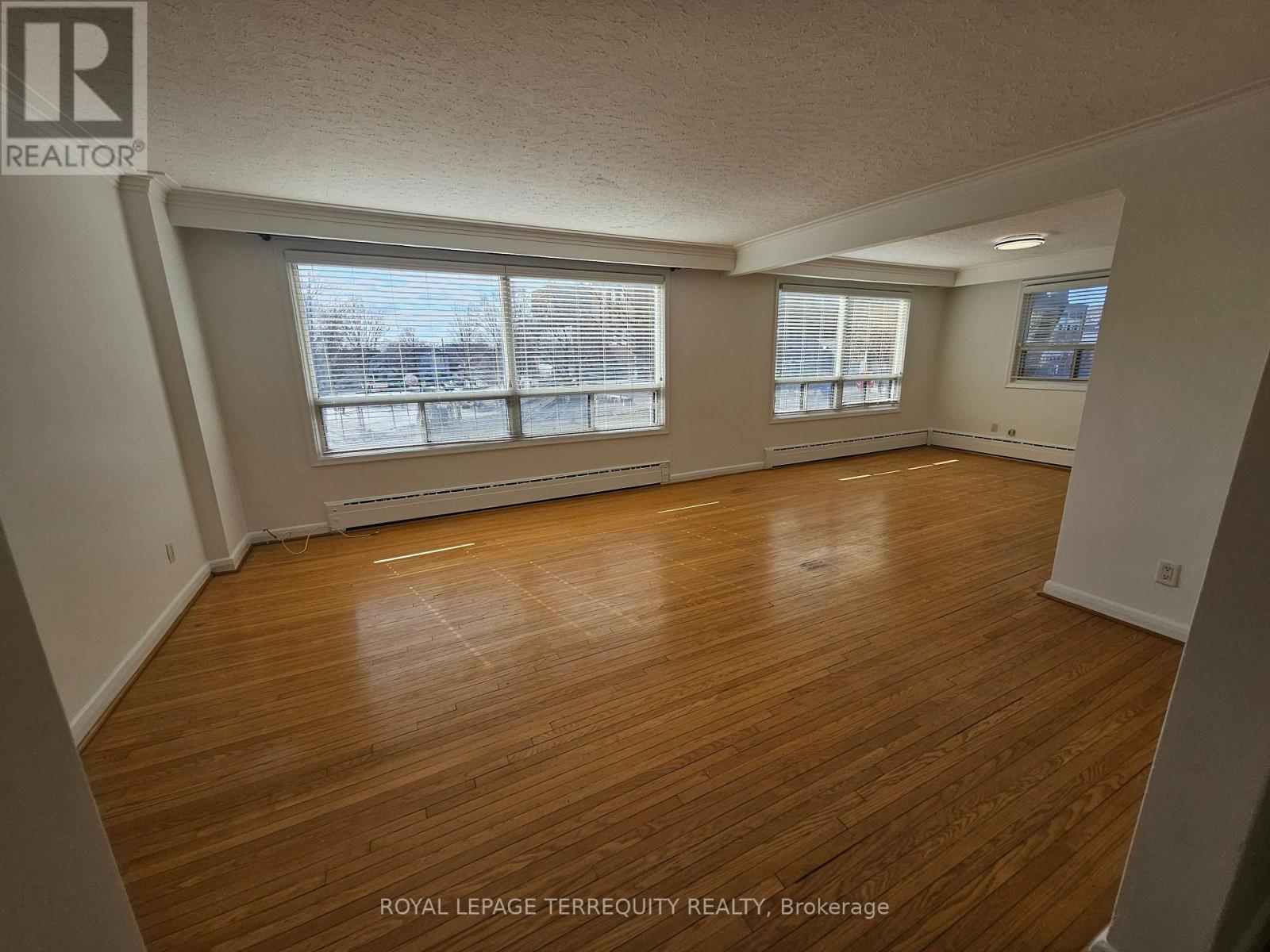 3 - 401 Winnett Avenue, Toronto, Ontario  M6C 3M2 - Photo 18 - C13711258