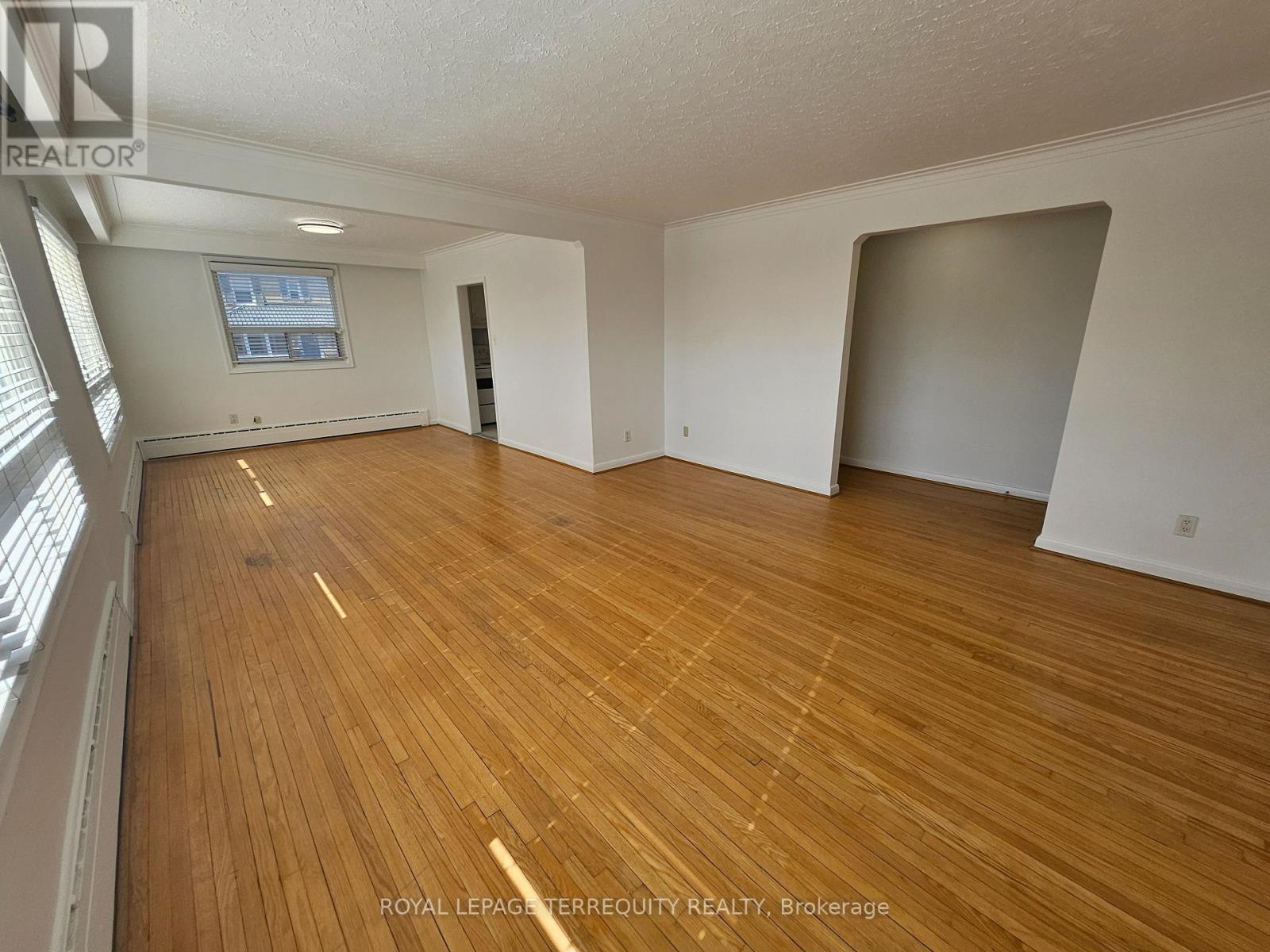 3 - 401 Winnett Avenue, Toronto, Ontario  M6C 3M2 - Photo 20 - C13711258
