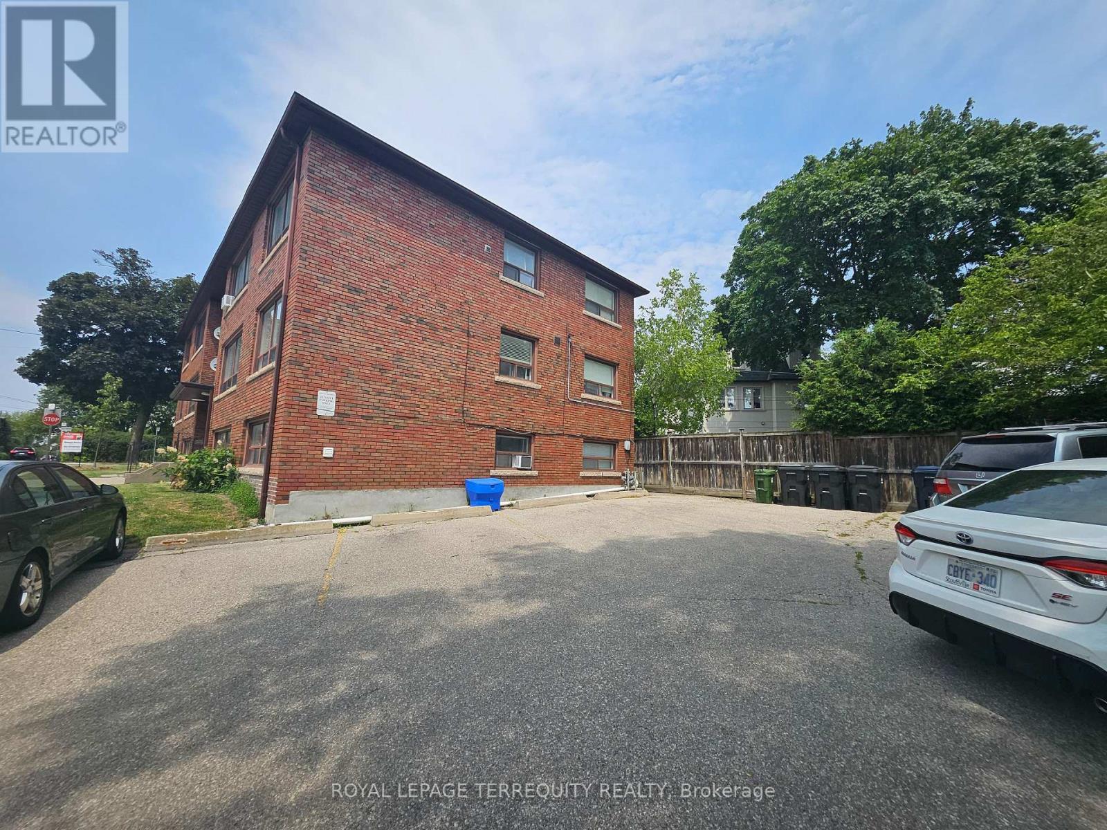 3 - 401 Winnett Avenue, Toronto, Ontario  M6C 3M2 - Photo 33 - C13711258