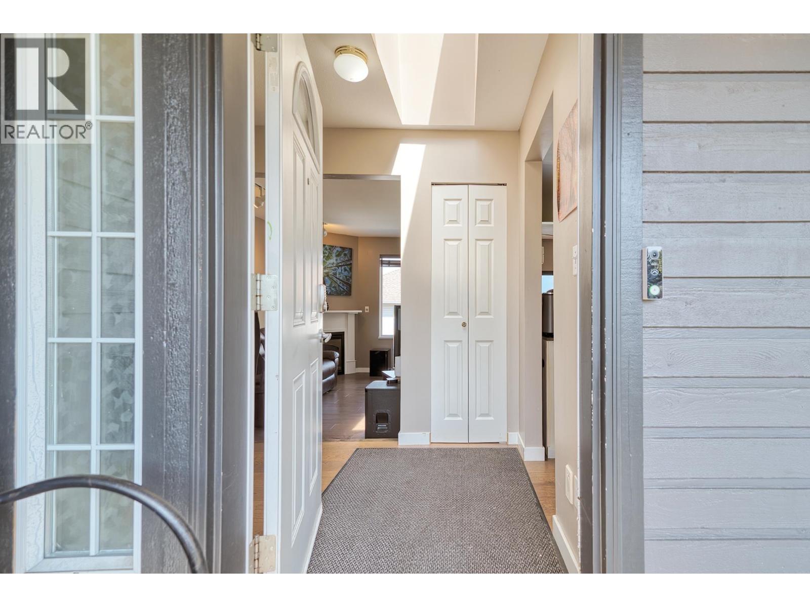 5796 Trail Avenue, Sechelt, British Columbia  V7Z 0L8 - Photo 13 - R3114356