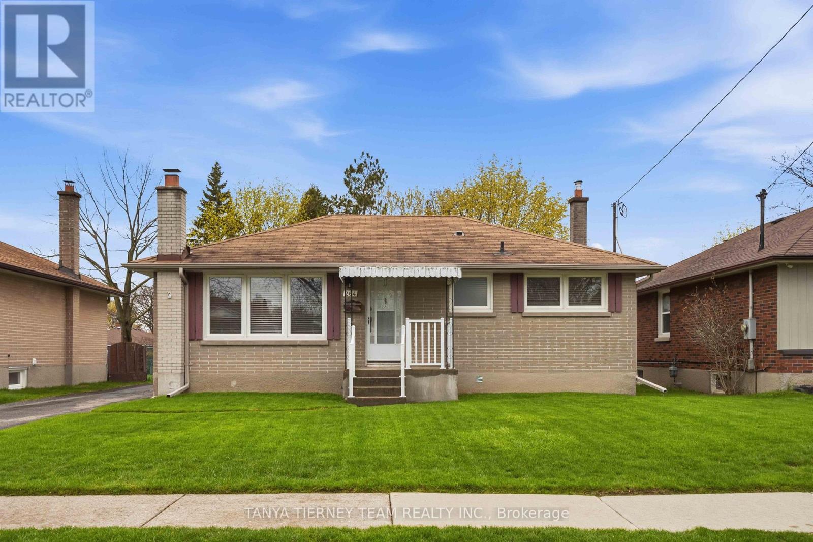 264 Baldwin Street, Oshawa, Ontario  L1H 6H4 - Photo 2 - E13711246