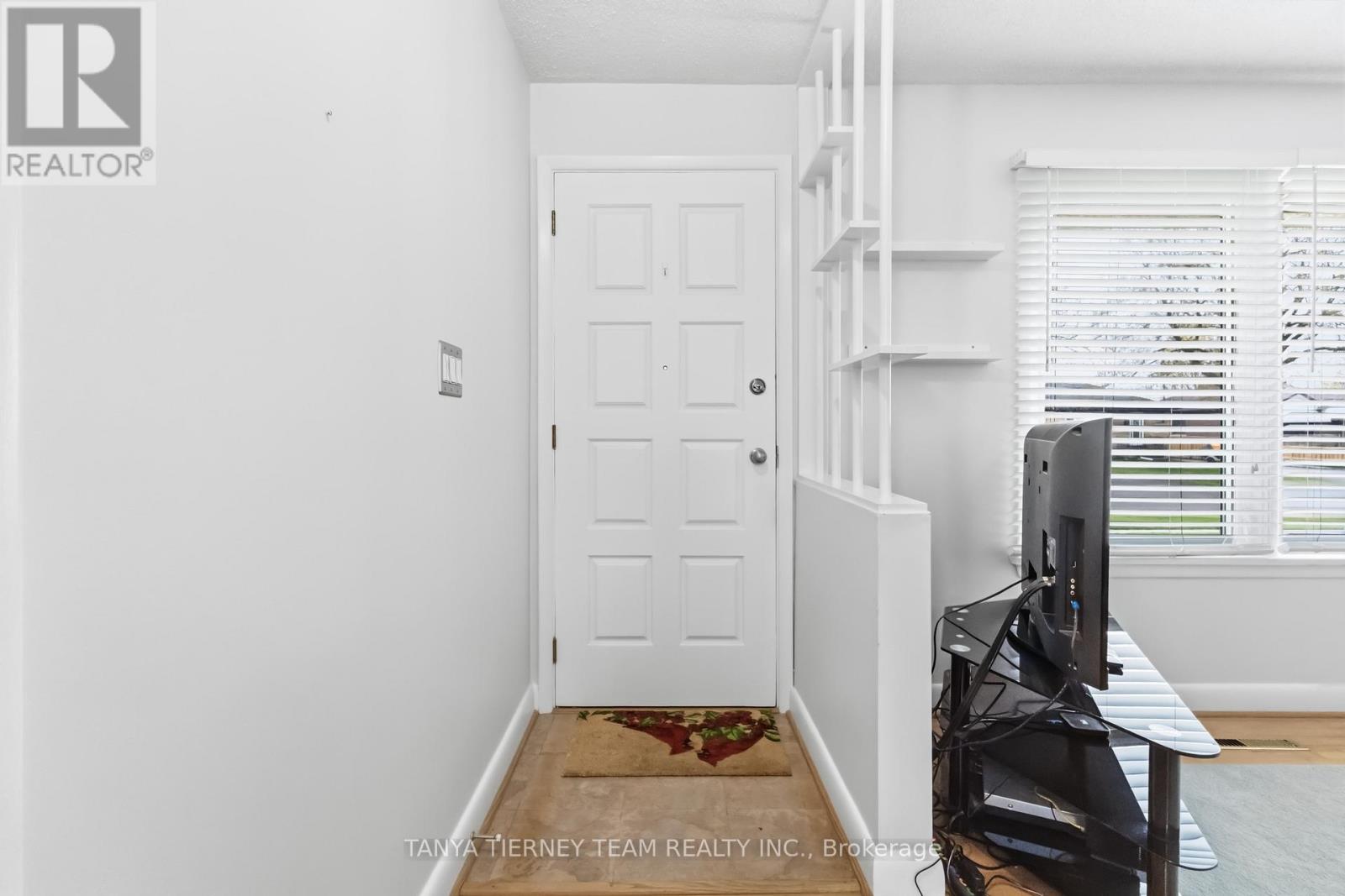264 Baldwin Street, Oshawa, Ontario  L1H 6H4 - Photo 5 - E13711246