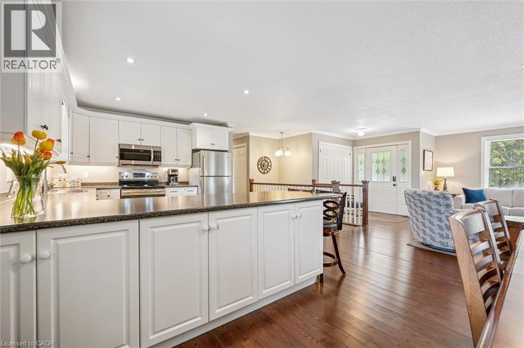 495190 Traverston Road, Markdale, Ontario  N0C 1H0 - Photo 9 - 40824879