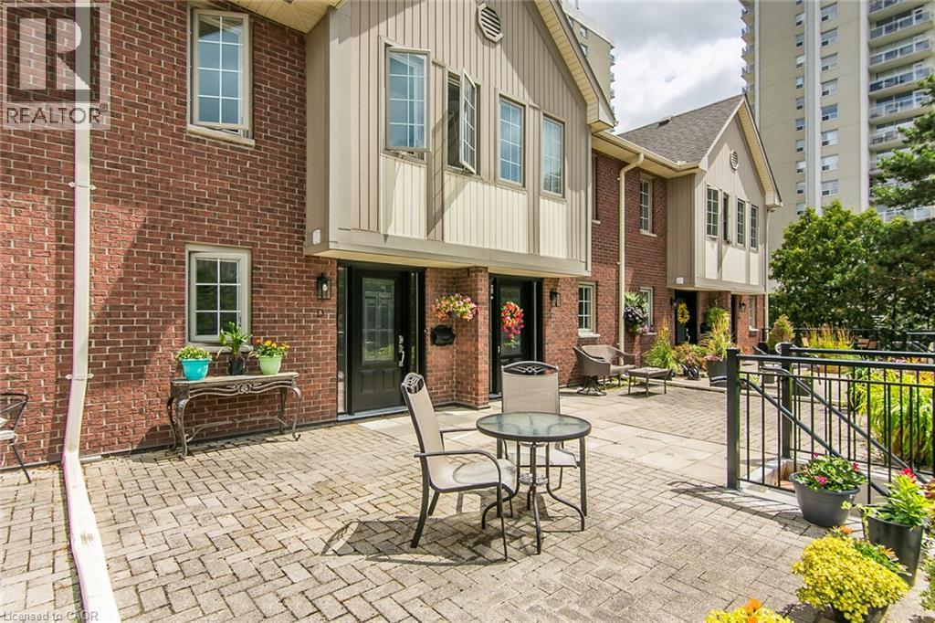 28 Ahrens Street W Unit# D, Kitchener, Ontario  N2H 4B7 - Photo 6 - 40850385
