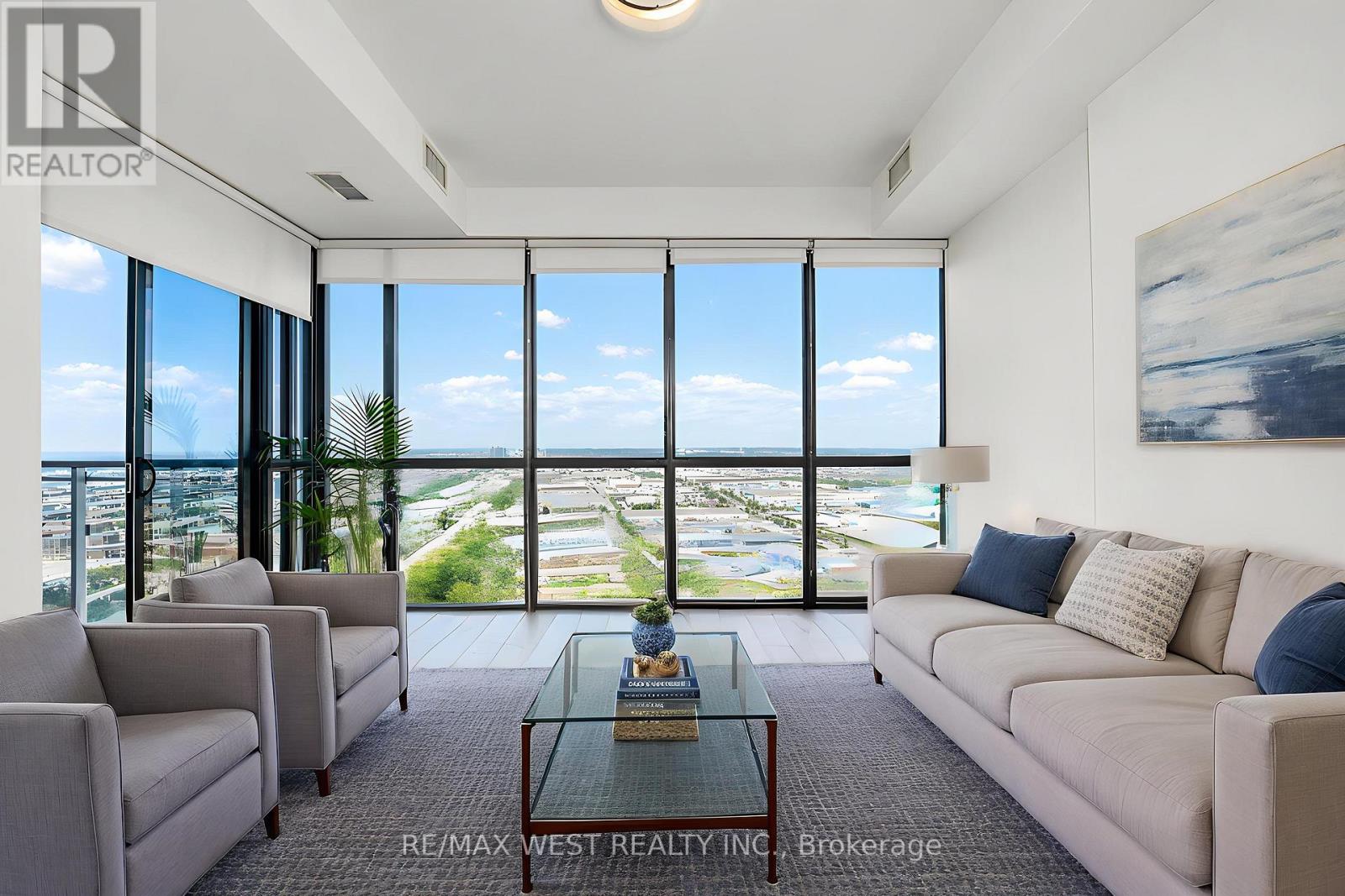 3007 - 2916 Highway 7 Road, Vaughan, Ontario  L4K 0K6 - Photo 2 - N13711214