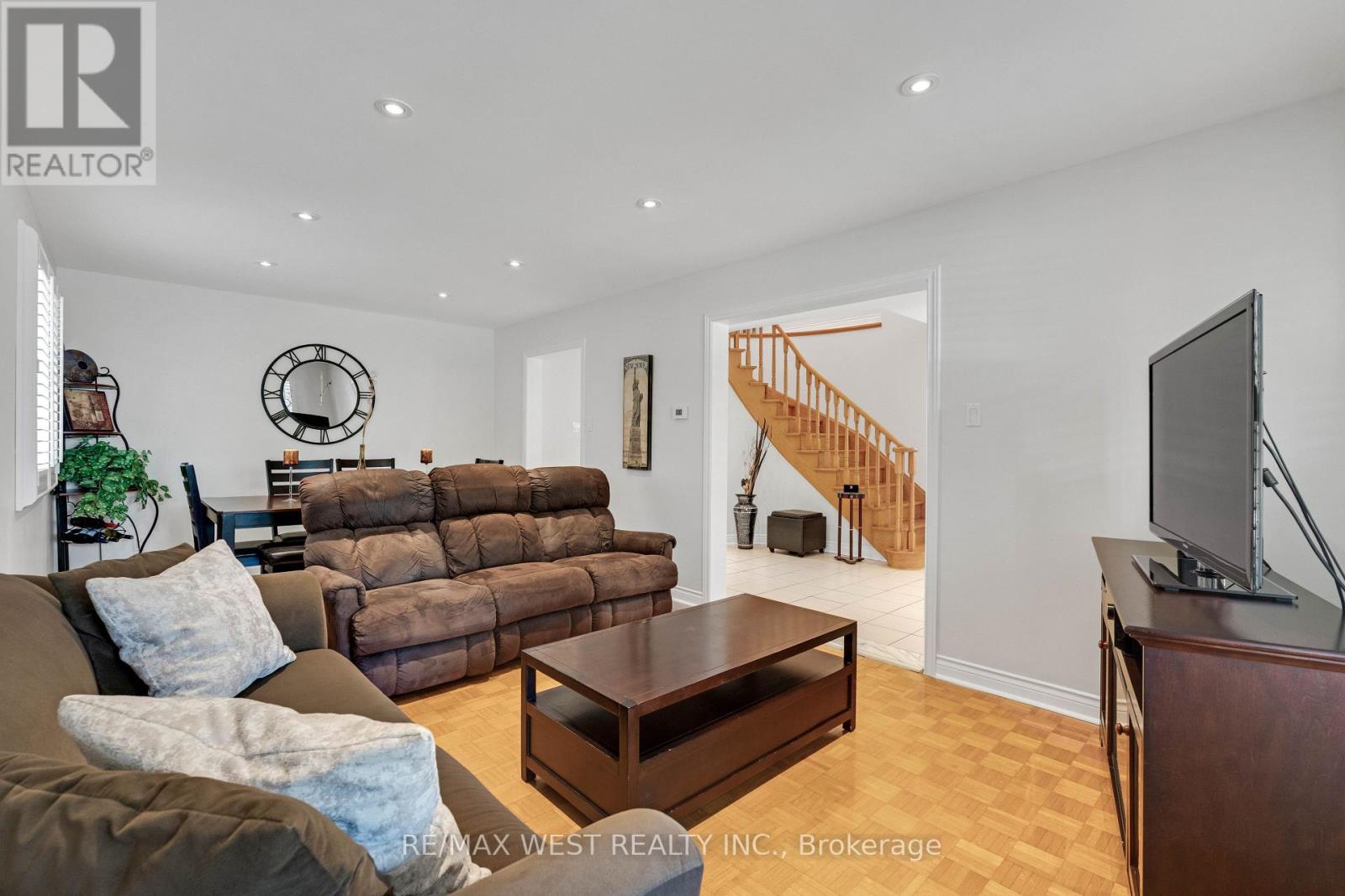 37 Lime Drive, Vaughan, Ontario  L4L 5N3 - Photo 10 - N13711248