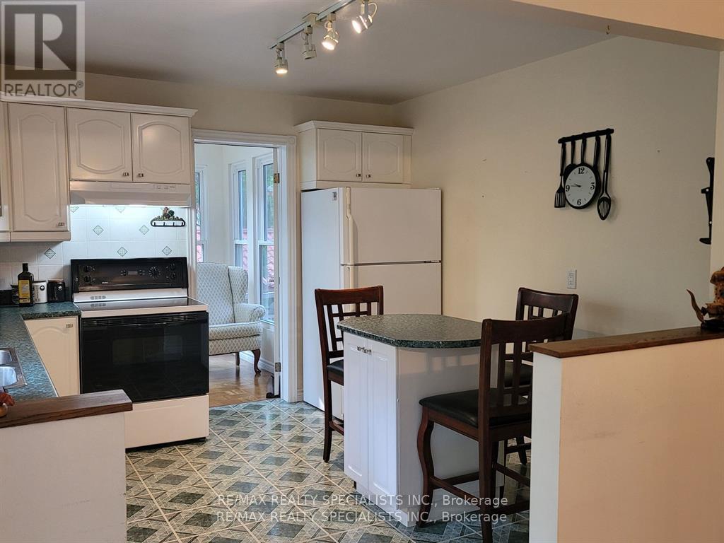 7464 Ash Crescent, Severn, Ontario  L0K 2B0 - Photo 16 - S13711242