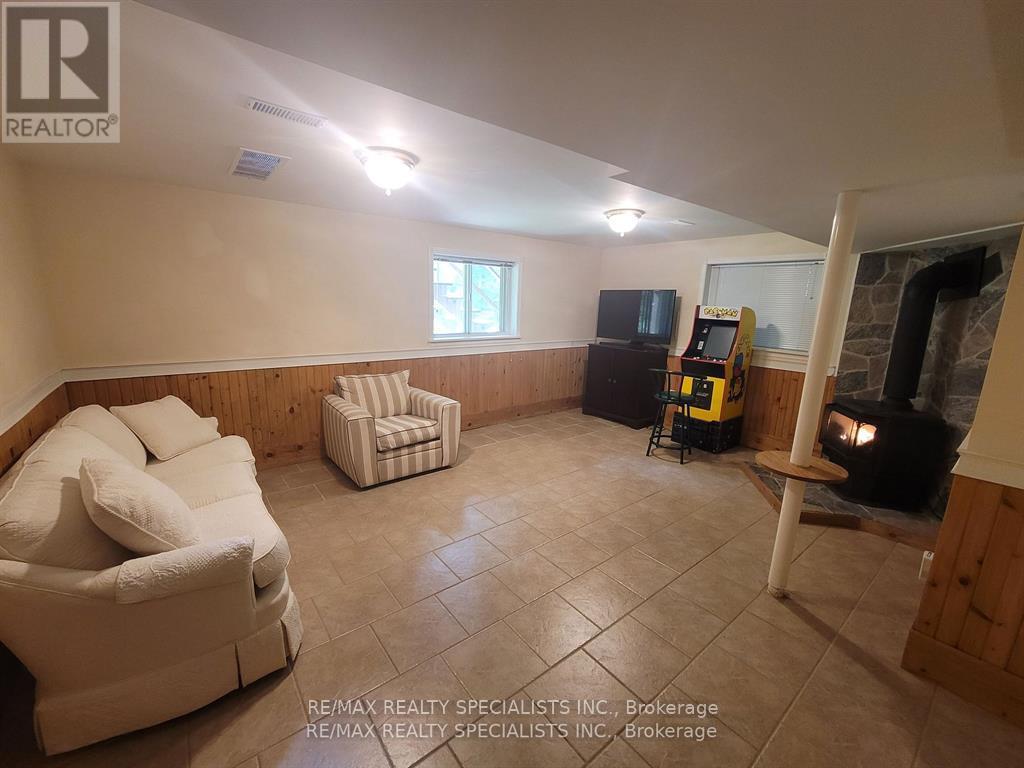 7464 Ash Crescent, Severn, Ontario  L0K 2B0 - Photo 22 - S13711242
