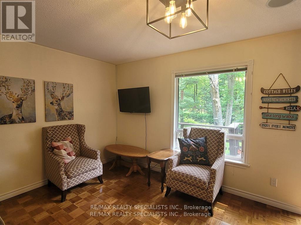 7464 Ash Crescent, Severn, Ontario  L0K 2B0 - Photo 9 - S13711242