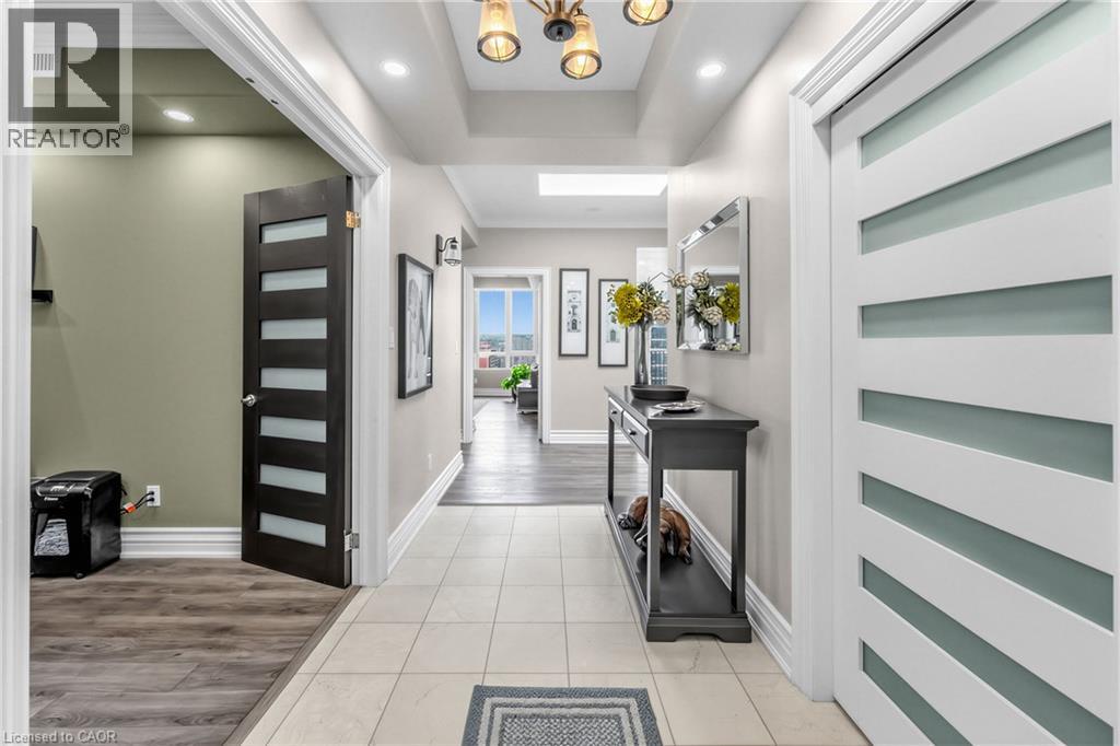 1477 Lakeshore Road Unit# Ph 1, Burlington, Ontario  L7S 1B5 - Photo 4 - 40857838