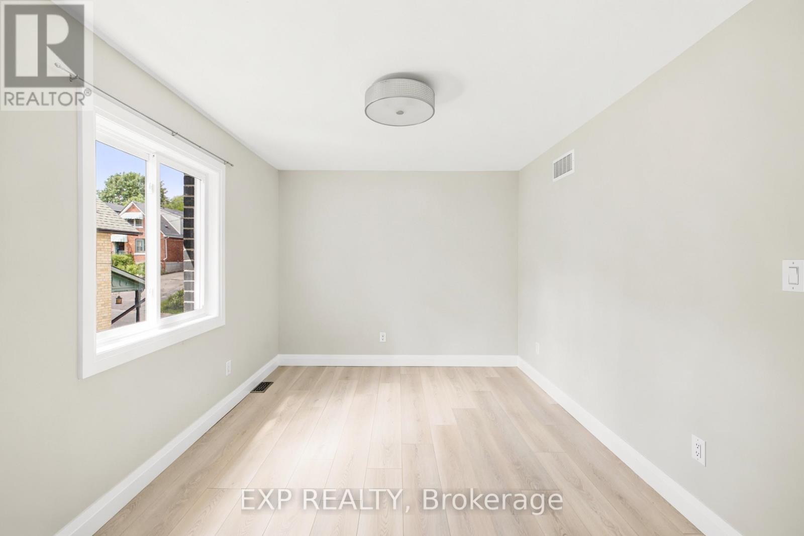 129 St George Street, Kitchener, Ontario  N2G 2T2 - Photo 11 - X13460128