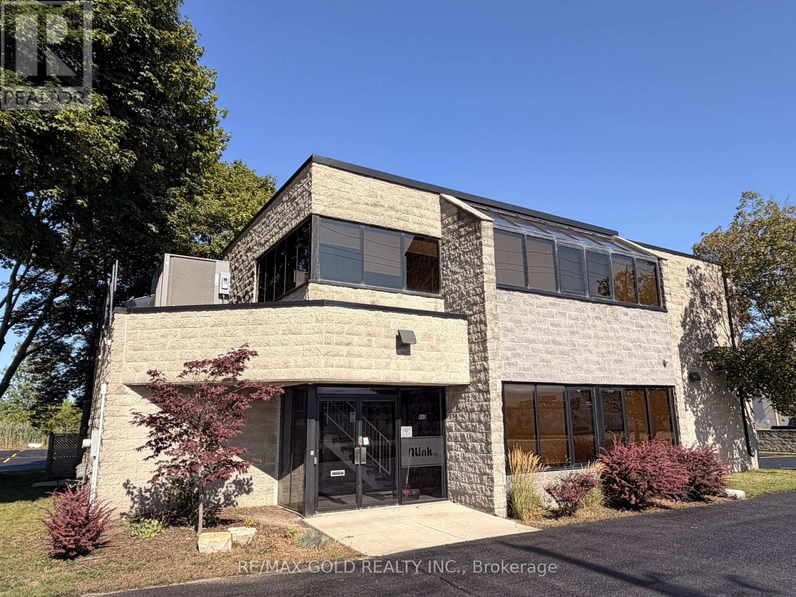 680 INDUSTRIAL ROAD E, London East, Ontario