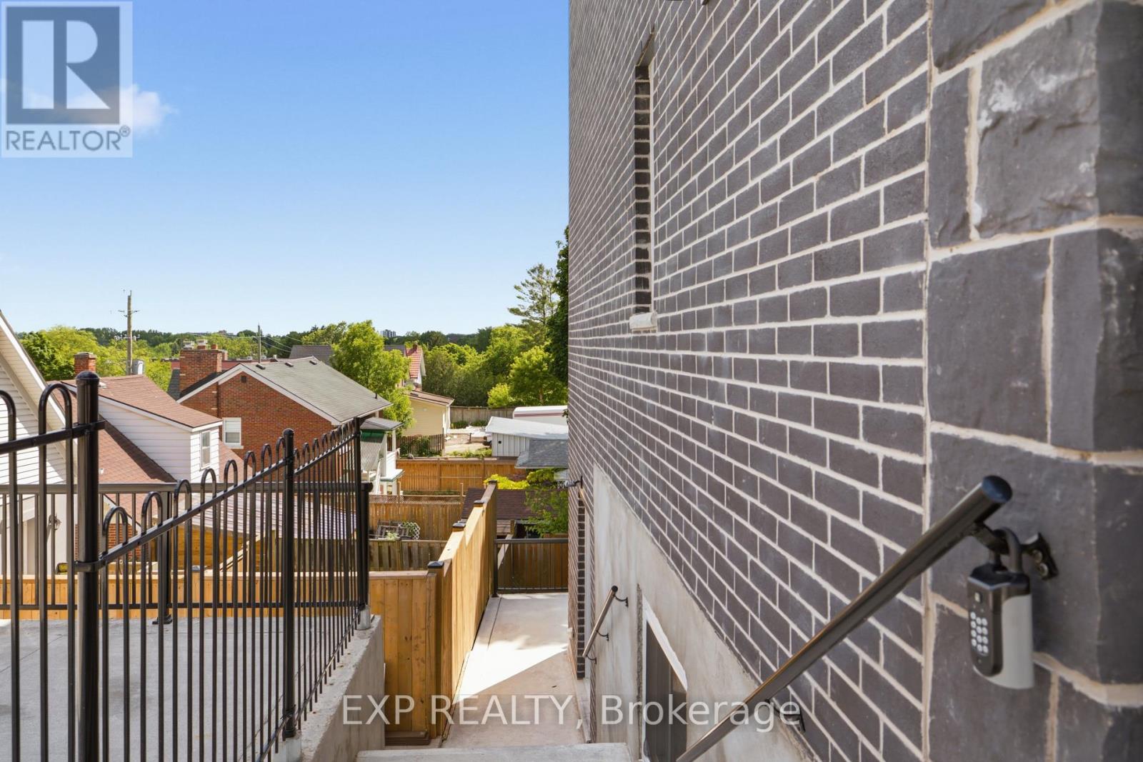 129 St George Street, Kitchener, Ontario  N2G 2T2 - Photo 22 - X13460128
