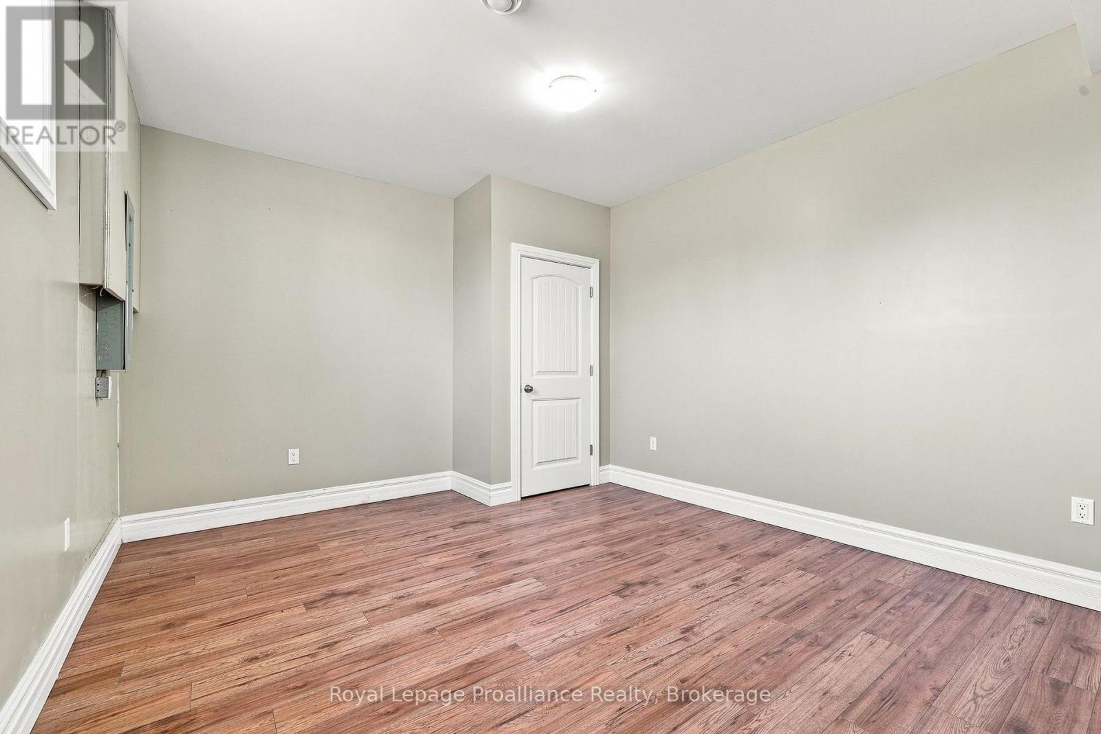 402 Black Road, Prince Edward County, Ontario  K0K 1W0 - Photo 34 - X13707018