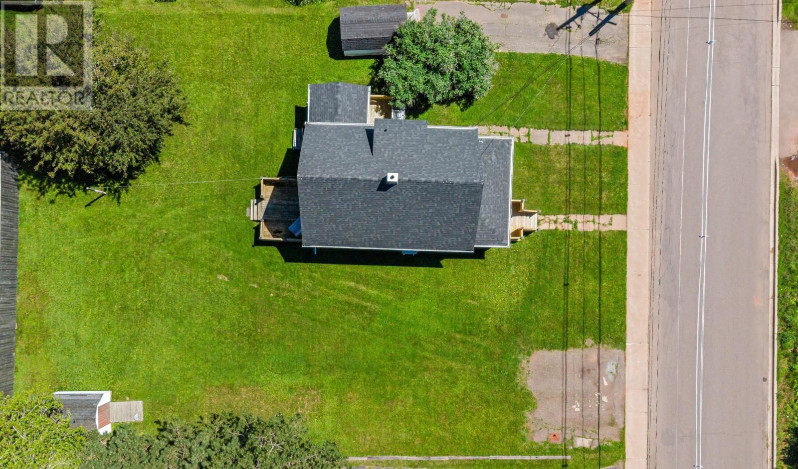 317 Hawthorne Avenue, Summerside, Prince Edward Island  C1N 2C9 - Photo 5 - 202615740