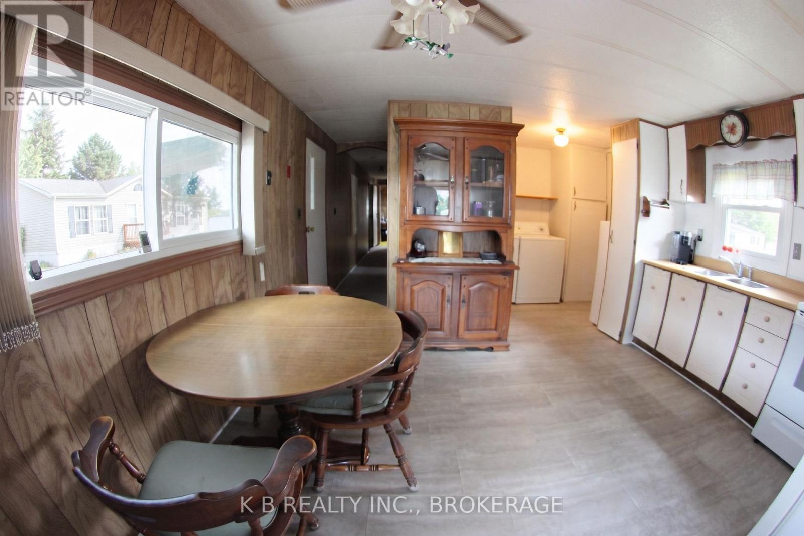 6 Cedar Street W, Greater Napanee, Ontario  K7R 3L1 - Photo 4 - X12864204