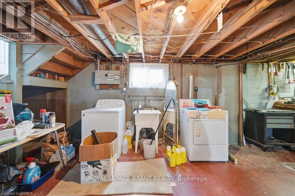 16 Mintern Avenue, Brantford, Ontario  N3S 1K6 - Photo 22 - X13711256