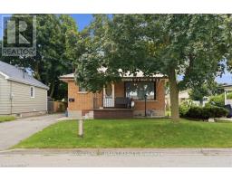 16 MINTERN AVENUE, Brantford, Ontario