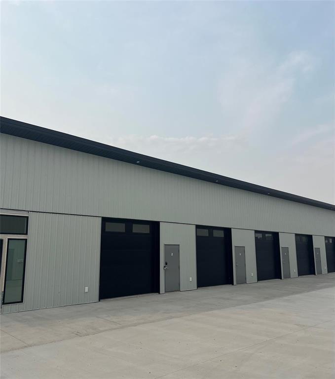 12 128 Industrial Road, Steinbach, Manitoba  R5G 2V2 - Photo 3 - 202621379