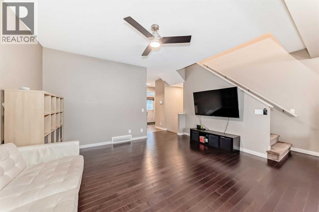 109 New Brighton Park SE, Calgary, Alberta  T2Z 1B2 - Photo 6 - A2332130